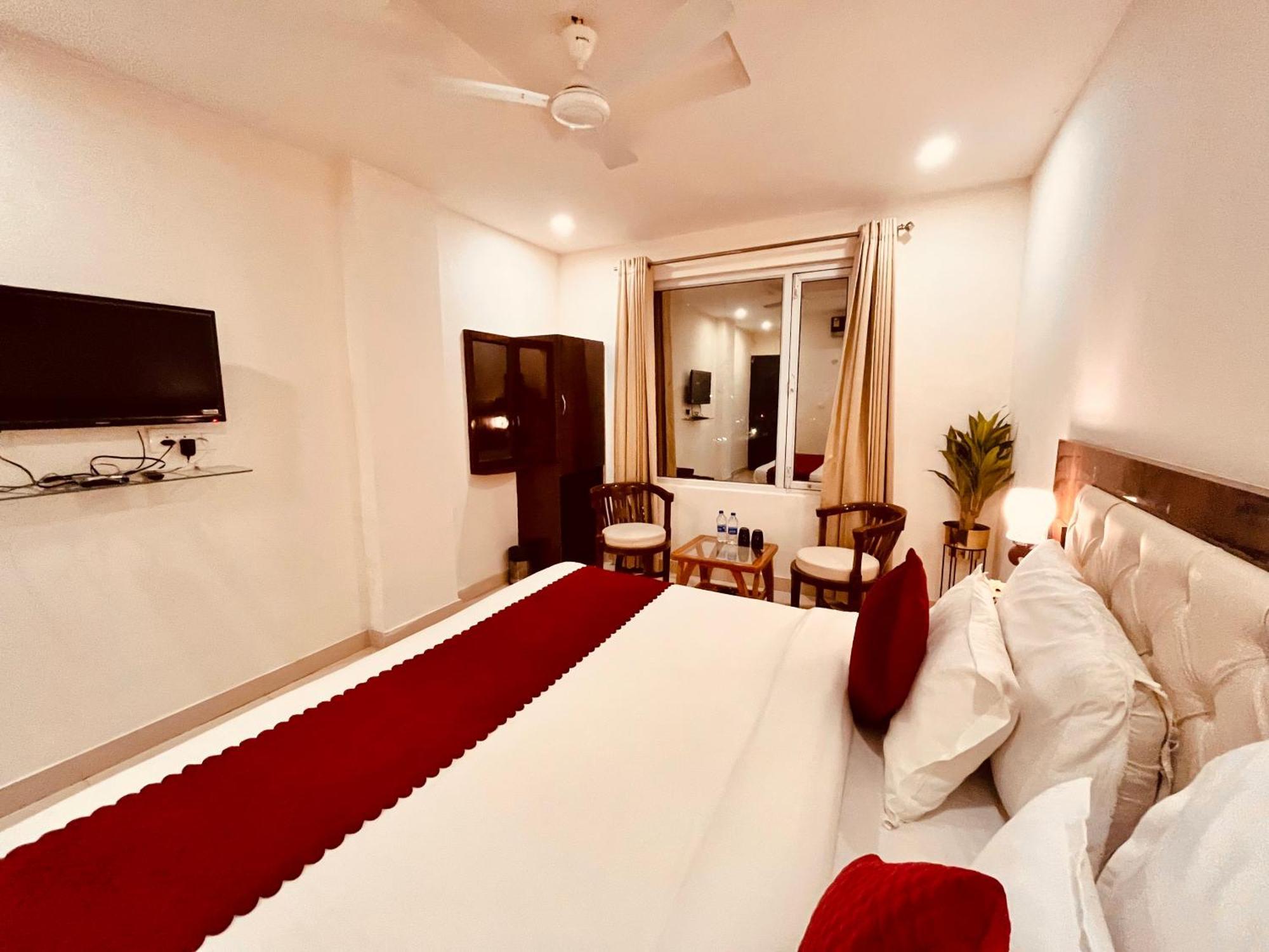 Hotel Sampat Royal Cafe Dillí Exteriér fotografie